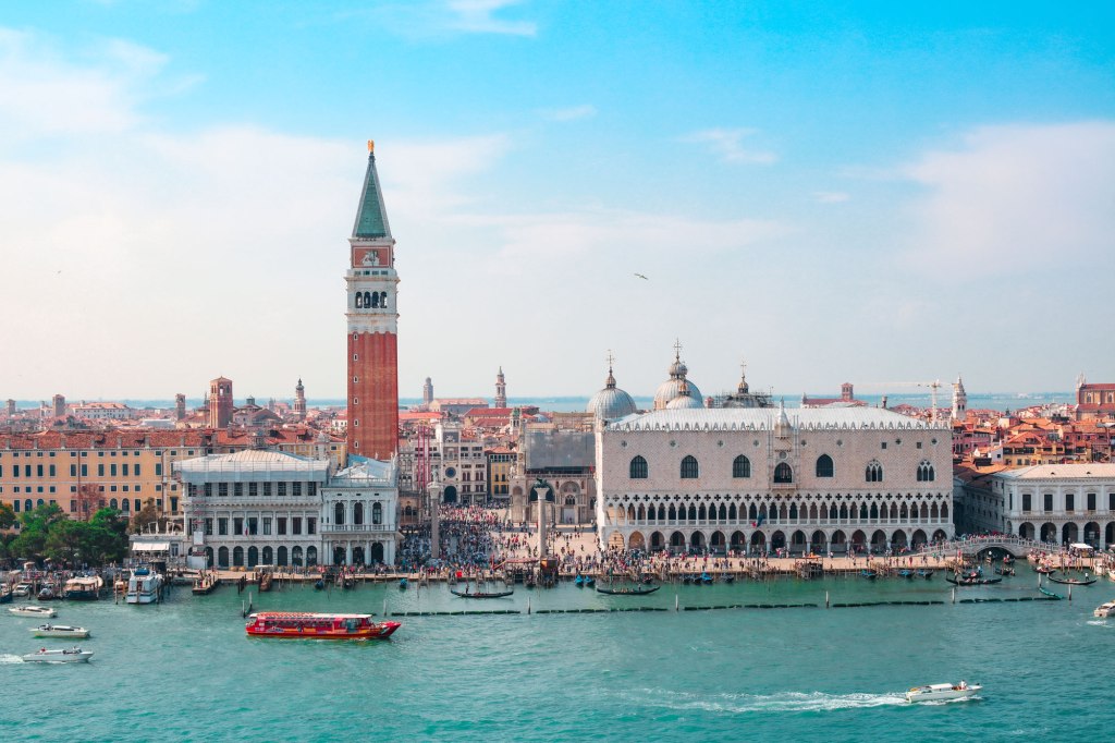Venice Travel Guide