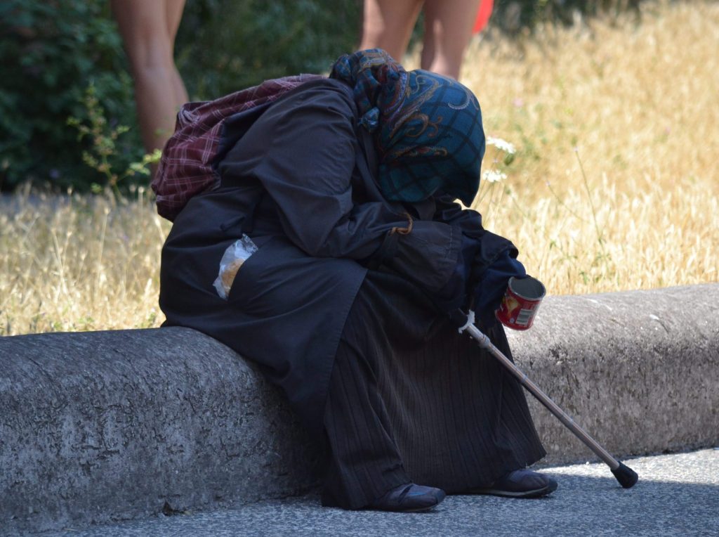 7 Common Travel Scams and How to Spot&nbsp;Them